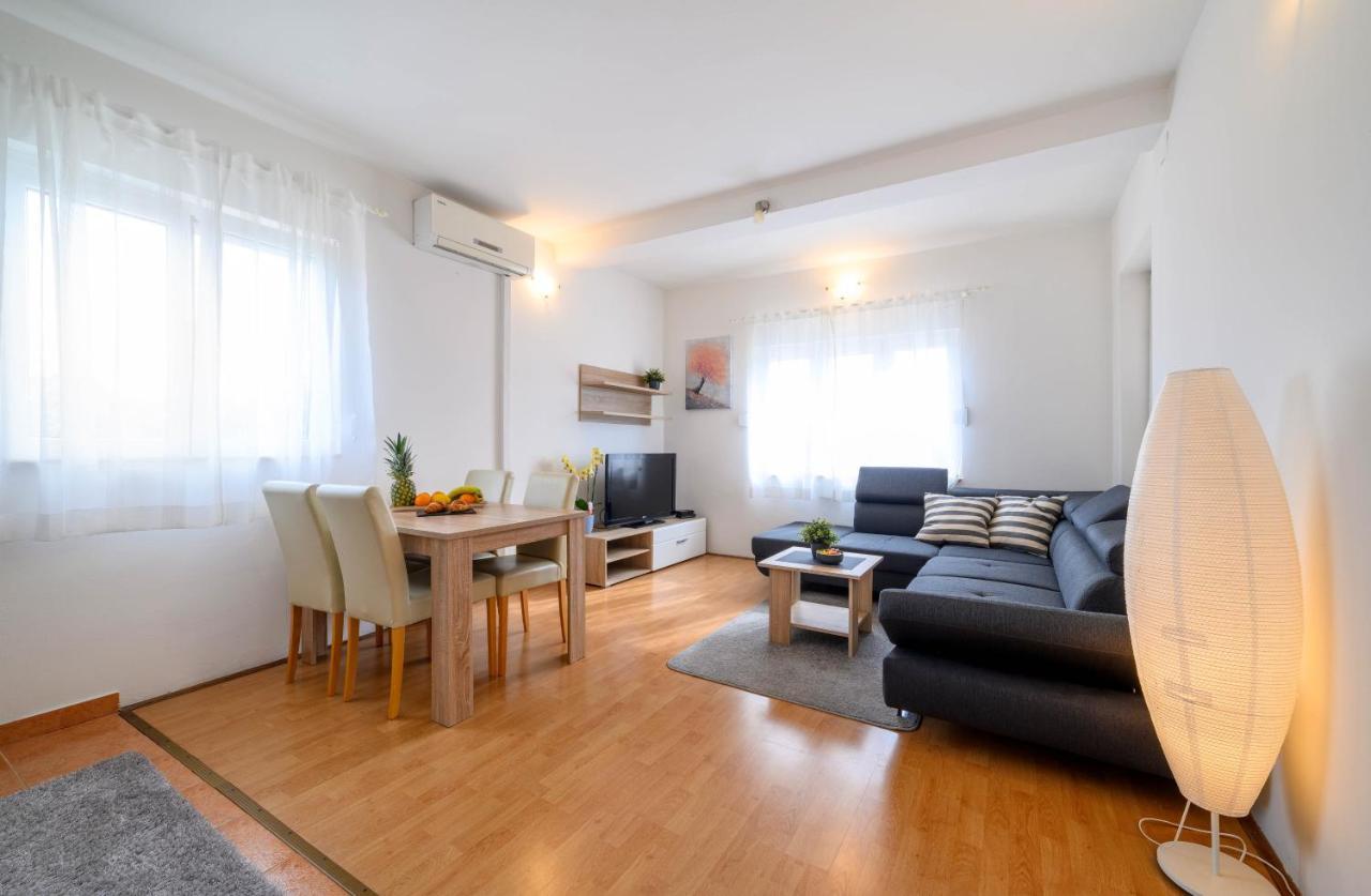 Apartment Malibu ザボリッチ エクステリア 写真