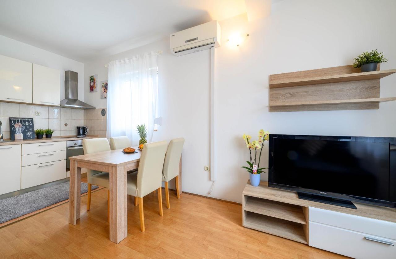 Apartment Malibu ザボリッチ エクステリア 写真