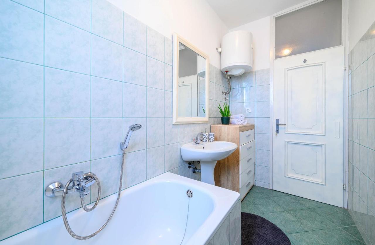 Apartment Malibu ザボリッチ エクステリア 写真
