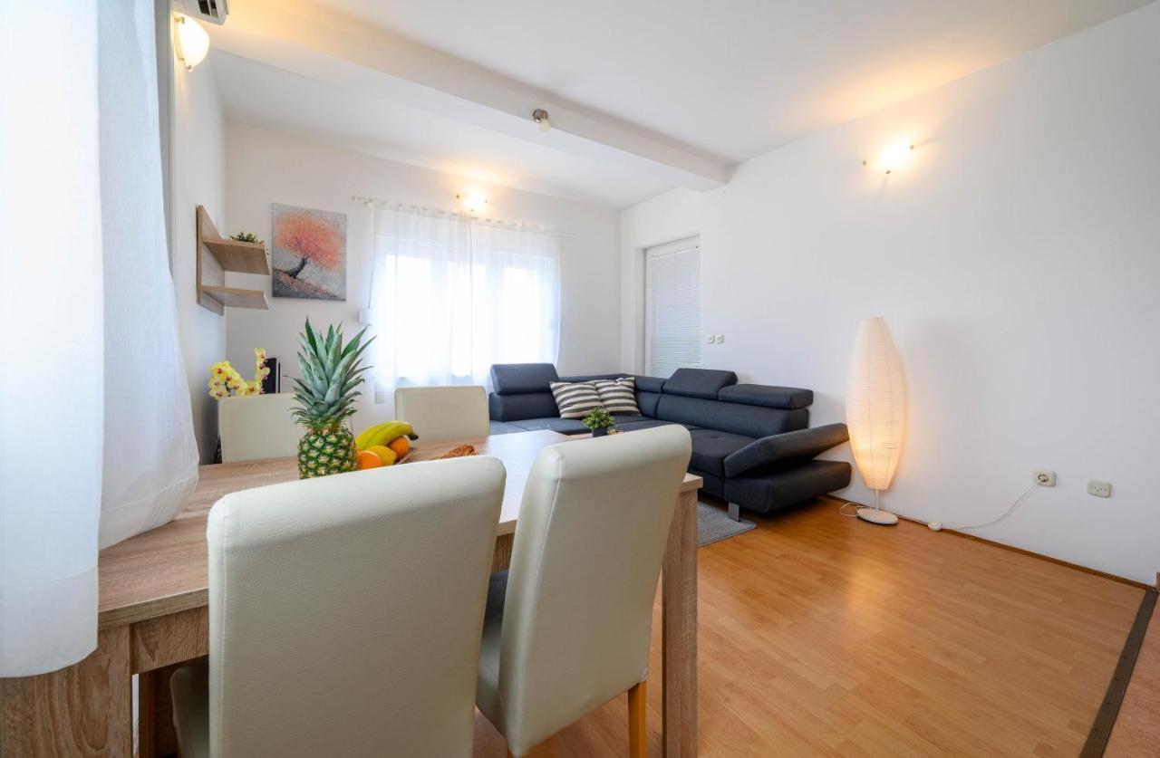 Apartment Malibu ザボリッチ エクステリア 写真