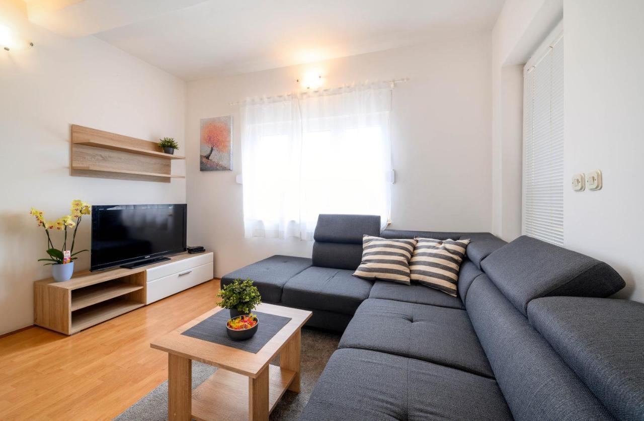 Apartment Malibu ザボリッチ エクステリア 写真